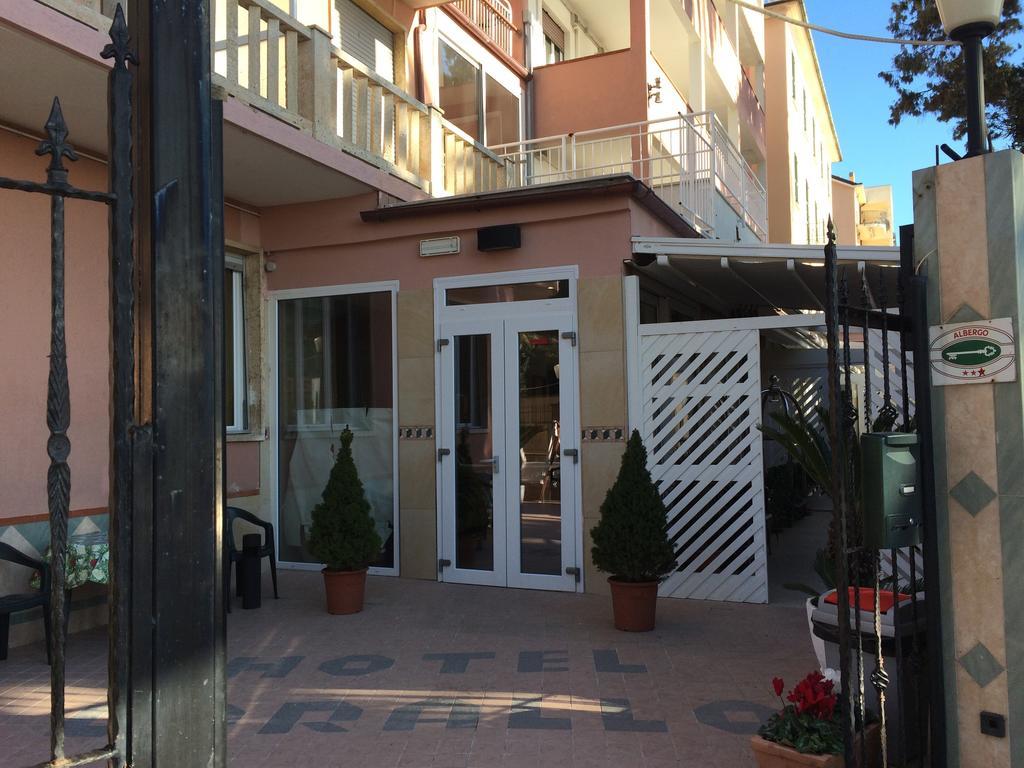 Hotel Corallo Finale Ligure Exterior foto